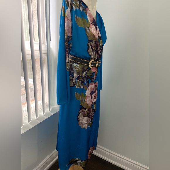 Kimono style dress - Picture 8 of 10